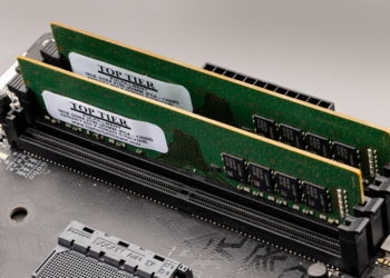 Crucial RAM 8GB DDR4 3200MHz CL22 (or 2933MHz or 2666MHz) Laptop Memory